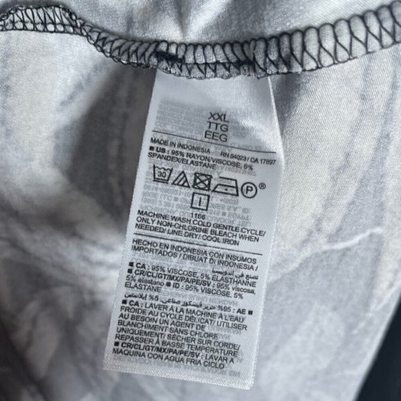 Old Navy XXL Luxe Tank Top Sleeveless Shirt Blouse Swing Long Length Relaxed Fit - Picture 4 of 5